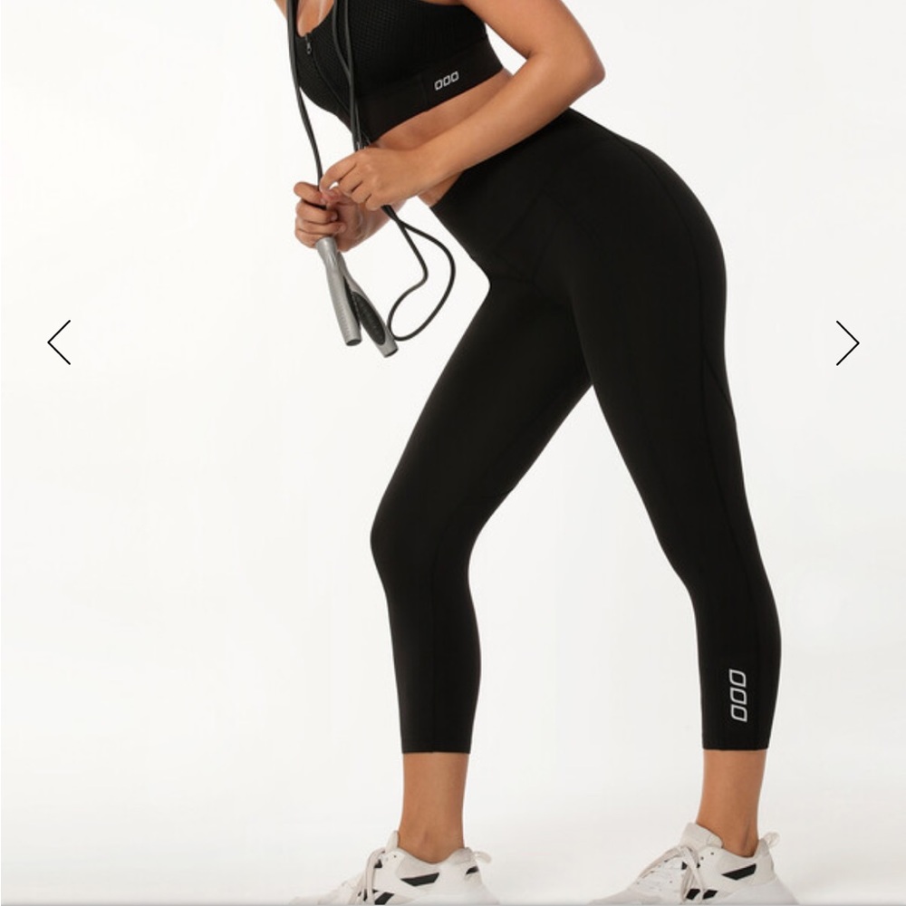 Lorna Jane Booty Support 7/8 Leggings